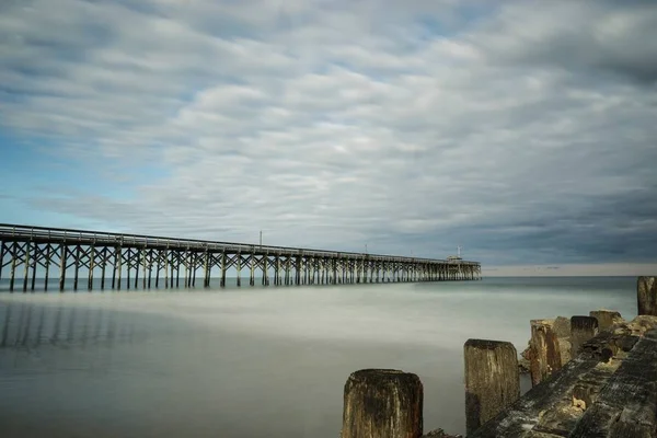 Ljumske Och Piren Vacker Atlantic Ocean Beach South Carolina — Stockfoto