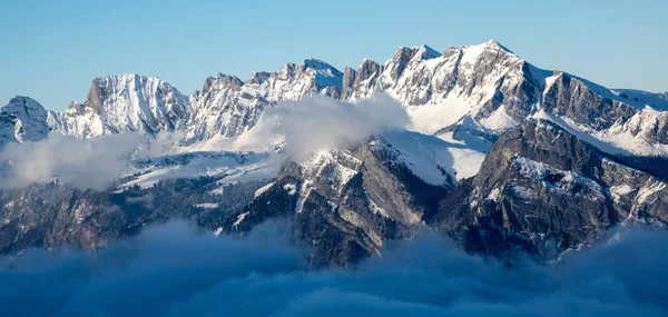 Inverno Paisagem Montanhosa Nos Alpes Suíços Luz Suave Noite — Fotografia de Stock