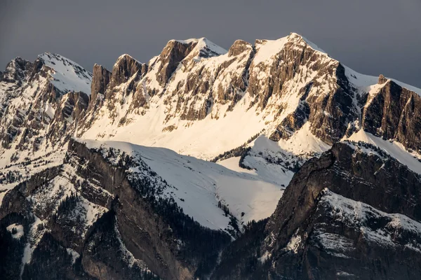 Paysage Montagne Hiver Dans Les Alpes Douce Lumière Soir — Photo