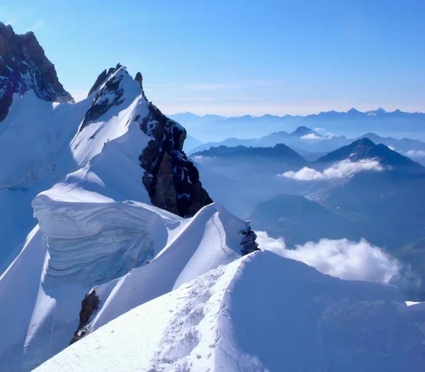 Διάσημο Γείσο Και Rochefort Ridge Κοντά Mont Blanc Και Chamonix — Φωτογραφία Αρχείου