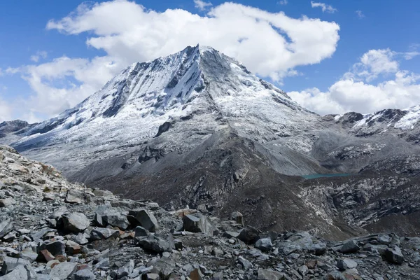 Majestuoso Pico Montañoso Del Nevado Ranrapalca Cordillera Blanca Los Andes — Foto de Stock