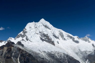 Peru Andes Nevado Chopicalqui