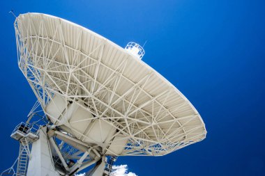 büyük beyaz uydu anteni, Kuzey New Mexico'daki Vla