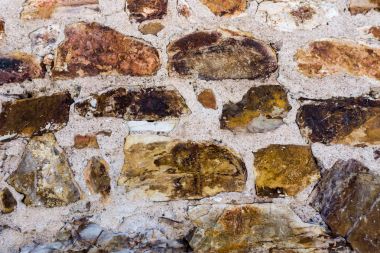 yatay bir renkli taş duvar arka plan görünümünü