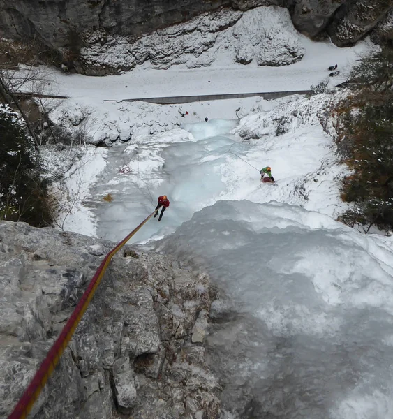 Ice Climbing Deep Winter Alps — Stock Photo, Image