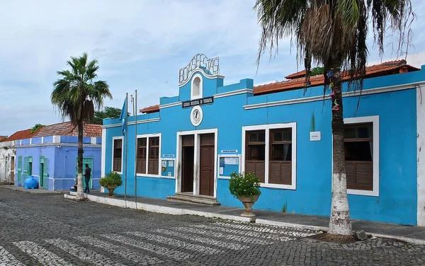 Calle Céntrica Con Casas Coloridas Una Pequeña Ciudad Las Islas — Foto de Stock