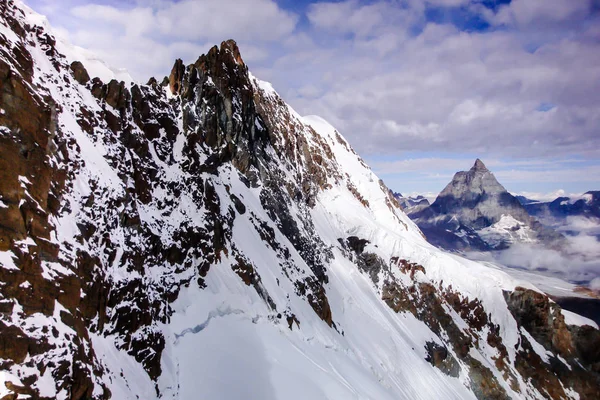 Vista Cerca Cara Norte Del Breithorn Cerca Zermatt Con Matterhorn — Foto de Stock