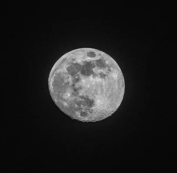 Pleine Lune Près Dans Ciel Nocturne Noir — Photo