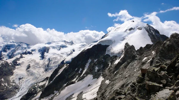 Πανοραμική Θέα Από Ένα Ορεινό Τοπίο Στις Ελβετικές Άλπεις Κοντά — Φωτογραφία Αρχείου
