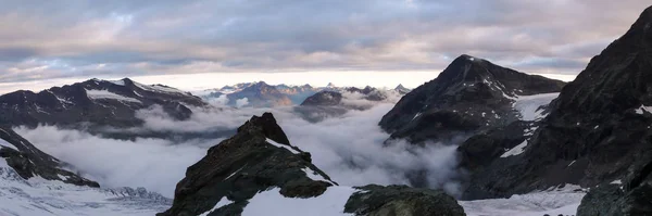 Paisaje Panorámico Las Montañas Glaciares Bernina Los Alpes Suizos Cerca — Foto de Stock