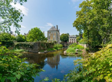 Güney Brittany 'deki tarihi Quimperle kasabası