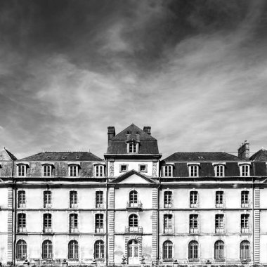 Hermine Şatosu tarihi Vannes Brittany 'de