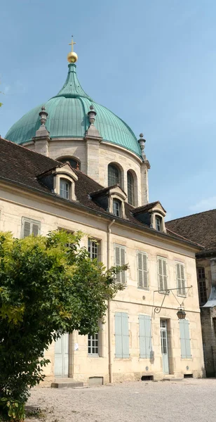 Exteriör vy över Musee de la Vie Bourguignonne eller Museum of Burgundian Life i Dijon — Stockfoto