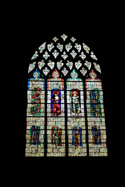 Vue détaillée d'un vitrail dans l'église Saint-Maclou à Rouen — Photo