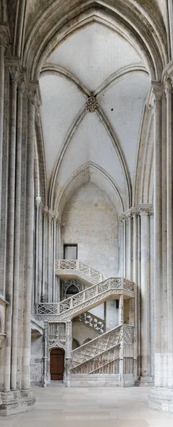 Stone staircase leading to library interior view of the cathedral in Rouen — Stock Photo, Image