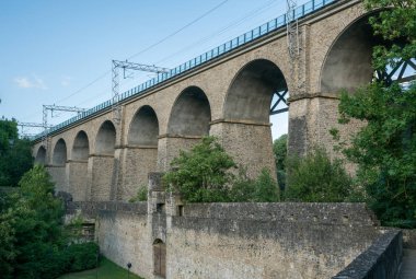 Lüksemburg 'daki Pulvermuhl Viaduct' un detaylı görüntüsü