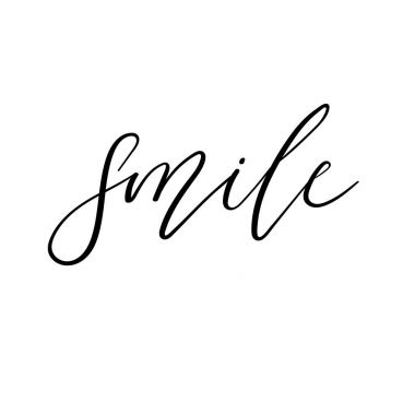 Gülümse. El yazısı poster. Hat yazıt.