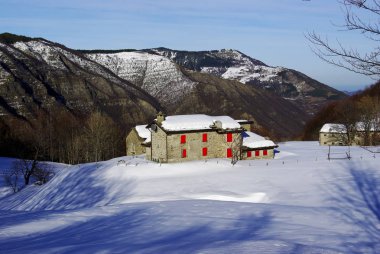 İtalyan Appennines kulübede Taburri