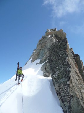 Dağcılar Petite Aiguilles Verte üzerinde