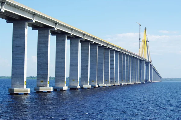 Puente Río Negro en construcción, alrededor de agosto de 2011 — Foto de Stock