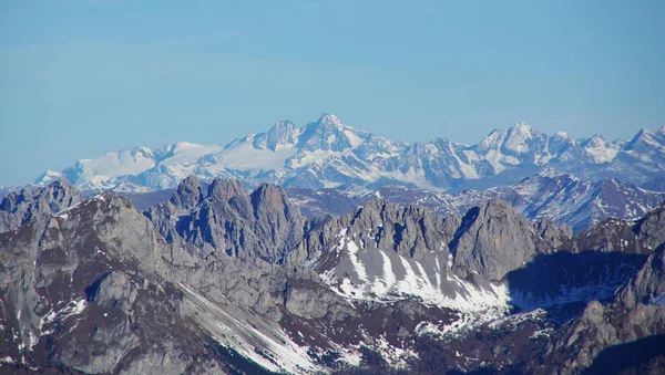 Grossglockner, the highest peak of Austria, seen from Italy — Stock Photo, Image