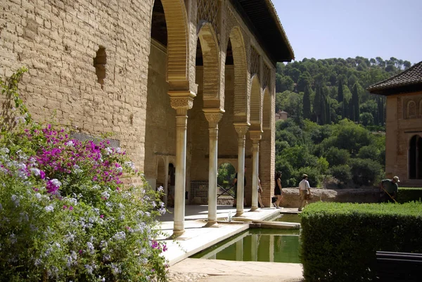 Los jardines andaluces de la Alhambra — Foto de Stock