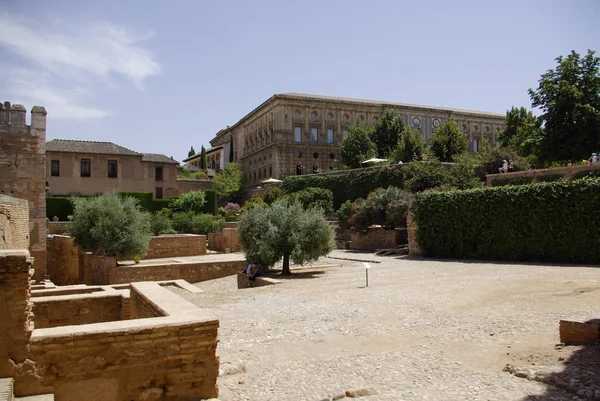 Los jardines andaluces de la Alhambra . — Foto de Stock