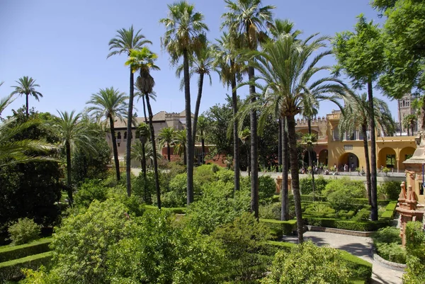 Vistas del Palacio del Alcázar en Sevilla . — Foto de Stock