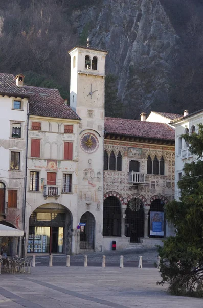 De oude wijk van Serravalle, één van de twee oude dorp formi — Stockfoto