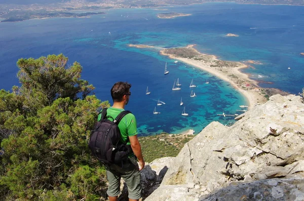 Sardunya trekking: Tavolara Adası'nın Zirvesi. — Stok fotoğraf