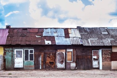 Zavallı çeyrek evleri. Yoksulluk