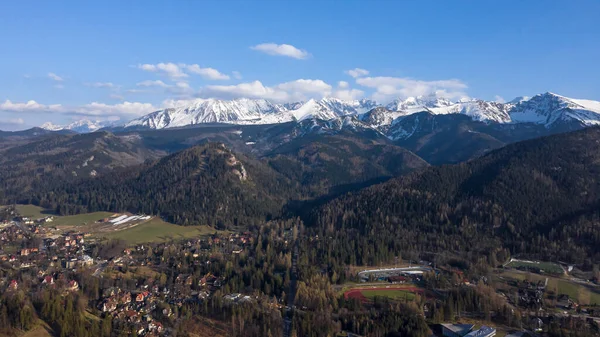 Beautiful View Polish Tatras Mountains Whose Peaks Covered Snow Valley — Stock Photo, Image