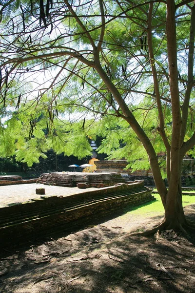 Руины буддиста — стоковое фото