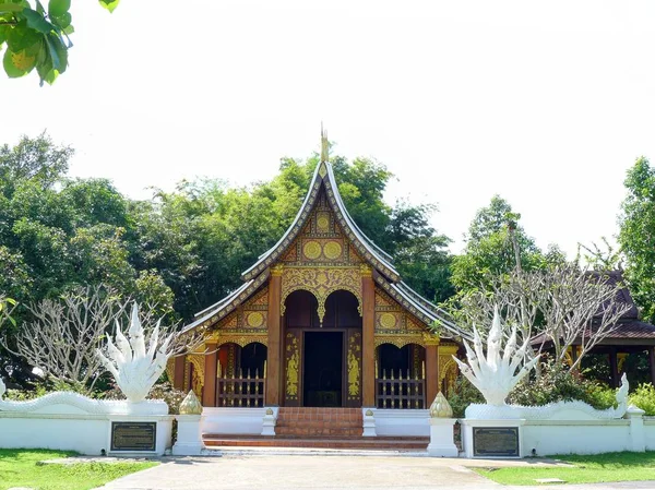 Antiguo templo en Laos —  Fotos de Stock