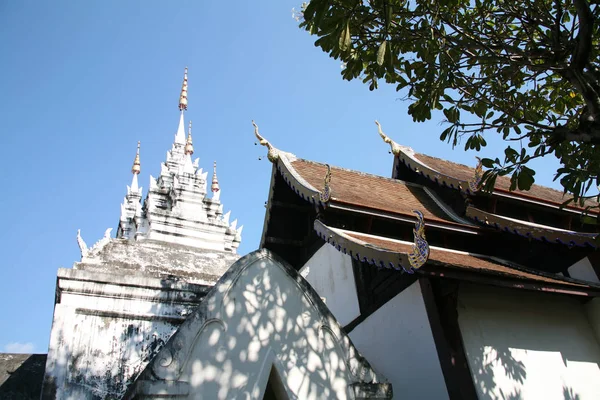 북부 태국 불교 사원 건물 건축 — 스톡 사진