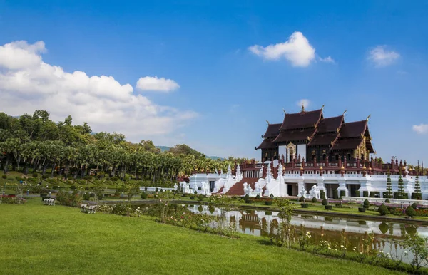Tayland en büyük çiçek bahçeleri / peyzaj Royal Flora Ratchaphruek