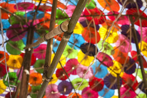 Regenschirme Papierschirme Bunt Bunter Hintergrund — Stockfoto