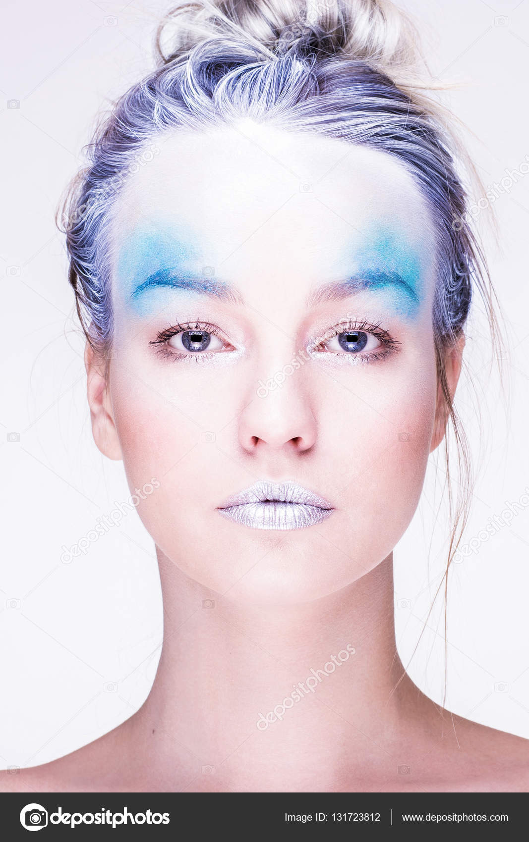 Christmas Girl Makeup.Winter Reine de neige et de glace coiffure \u2014 Image de Forget_me_not