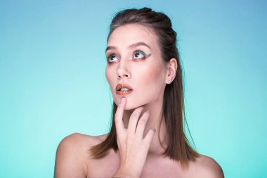 Asya Güzellik yüz portre portre ile yaratıcı makyaj