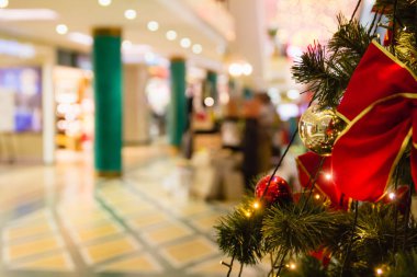 Noel ağacı alışveriş merkezi