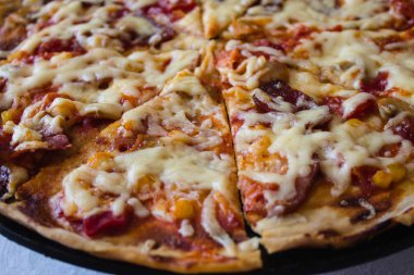 lezzetli ev yapımı pizza