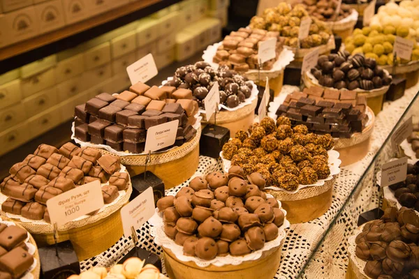 Lvivs Dükkanı el yapımı çikolata tatlılar