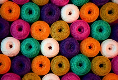 Arka plan iş parçacığı topları tığ işi