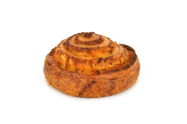 Fındıklı pasta beyaz arka plan üzerinde