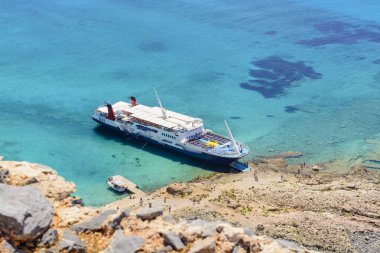 Korsan kalelerine cruise liner, minyatür etkisi.