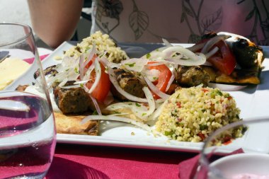 Lula pilav ve sebze kebabı