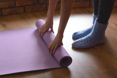 Mavi Yün çorap kadın mor Mat yoga ve fitness odası parke zemin açar