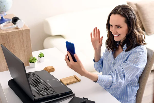 One Caucasian Woman Blue Shirt Sitting Talking Smartphone Working Remote — Stock Photo, Image