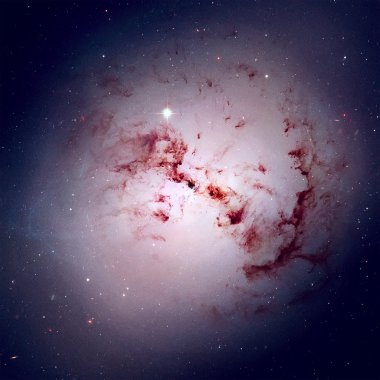 Ocak takımyıldızı yönünde bulunan dev eliptik gökada Ngc 1316.