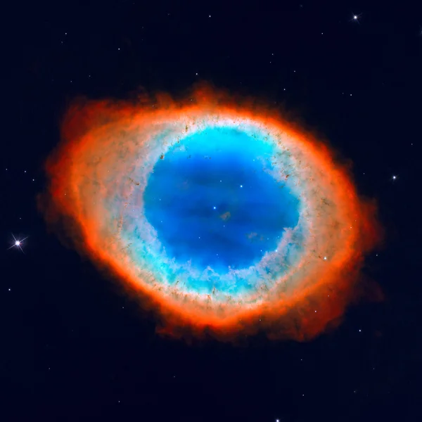 Anillo Nebulosa es una nebulosa planetaria en la constelación de Lyra . — Foto de Stock